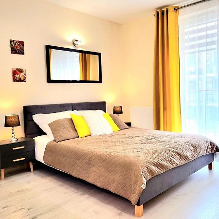 Cracow Novum Apartment Downtown 4 Persons 크라쿠프 외부 사진