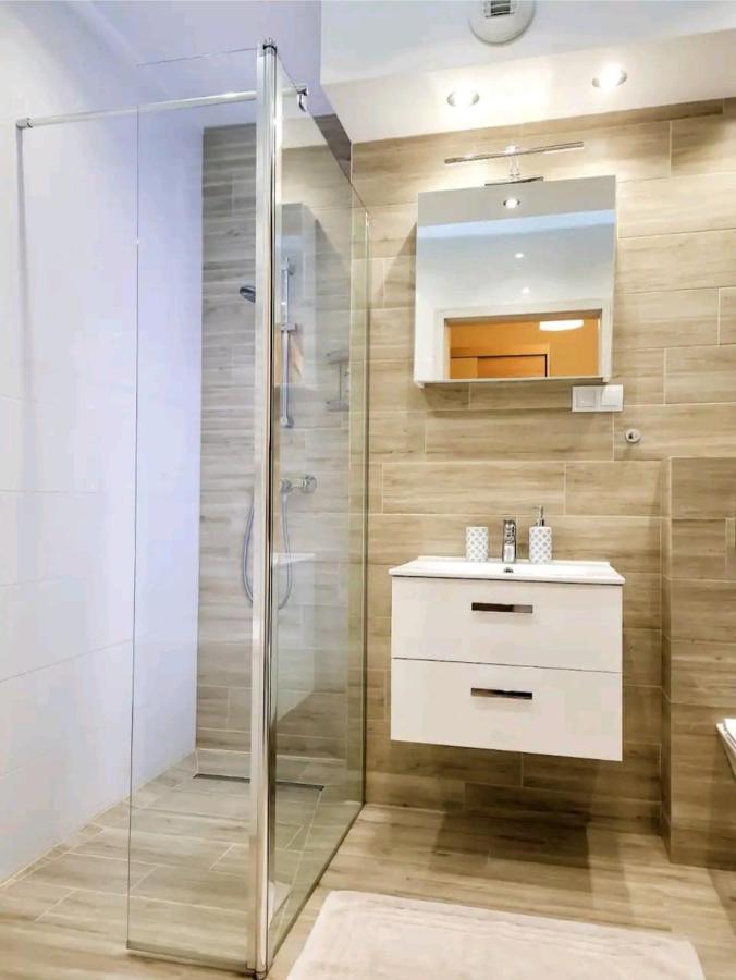 Cracow Novum Apartment Downtown 4 Persons 크라쿠프 외부 사진