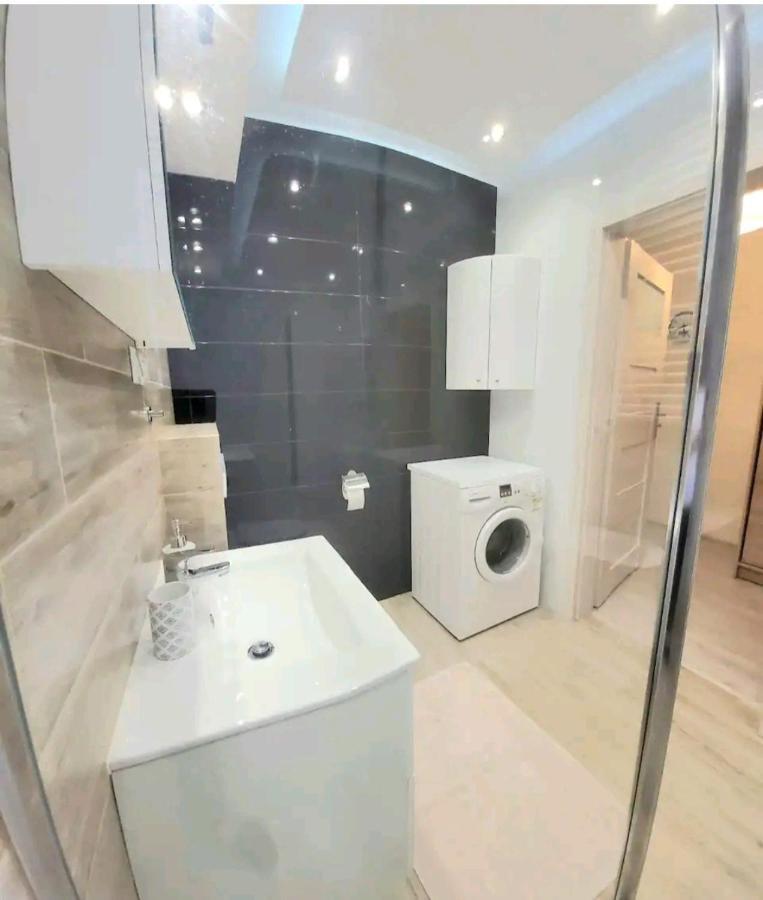 Cracow Novum Apartment Downtown 4 Persons 크라쿠프 외부 사진