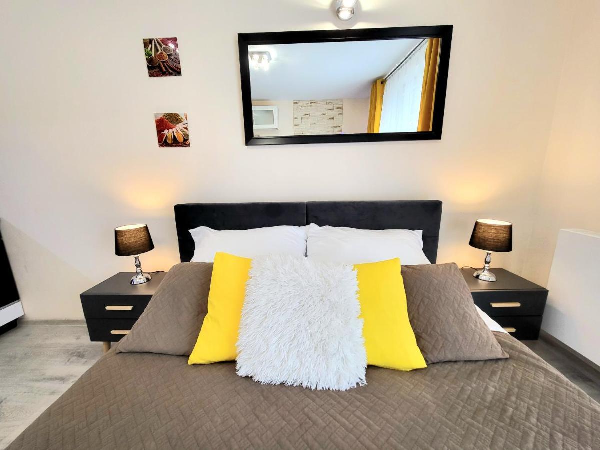 Cracow Novum Apartment Downtown 4 Persons 크라쿠프 외부 사진