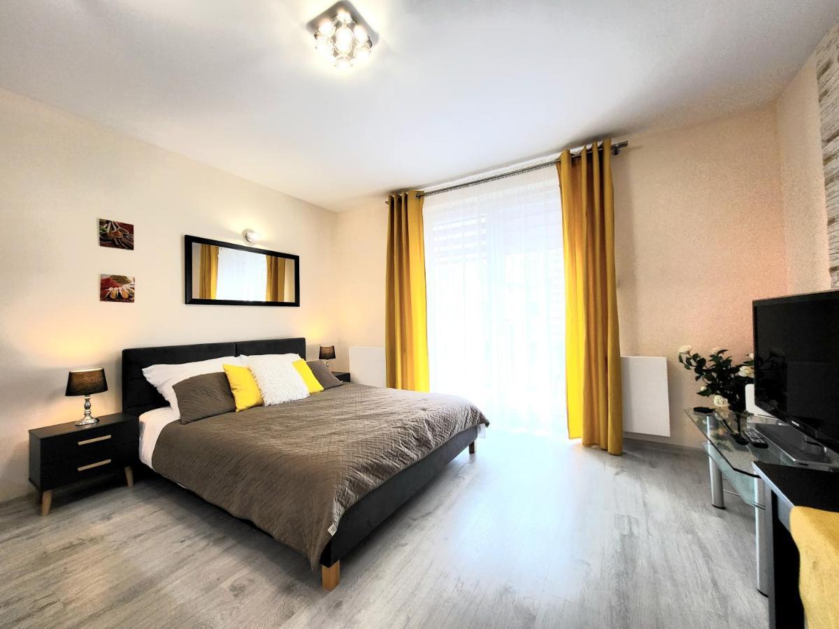 Cracow Novum Apartment Downtown 4 Persons 크라쿠프 외부 사진